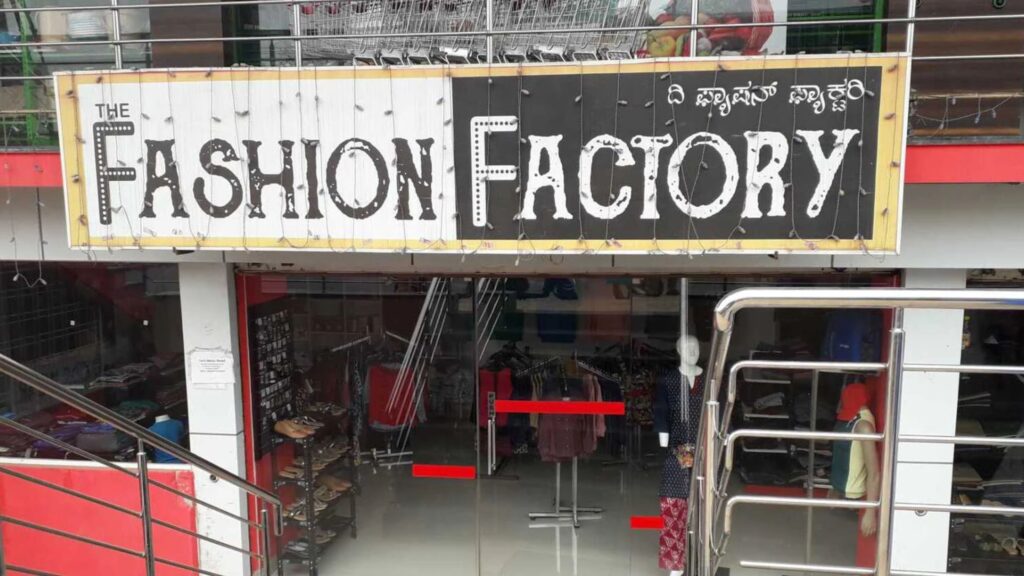 Unlike flagship stores, fashion factory outlets specialize in selling discontinued or overstocked items at reduced prices 